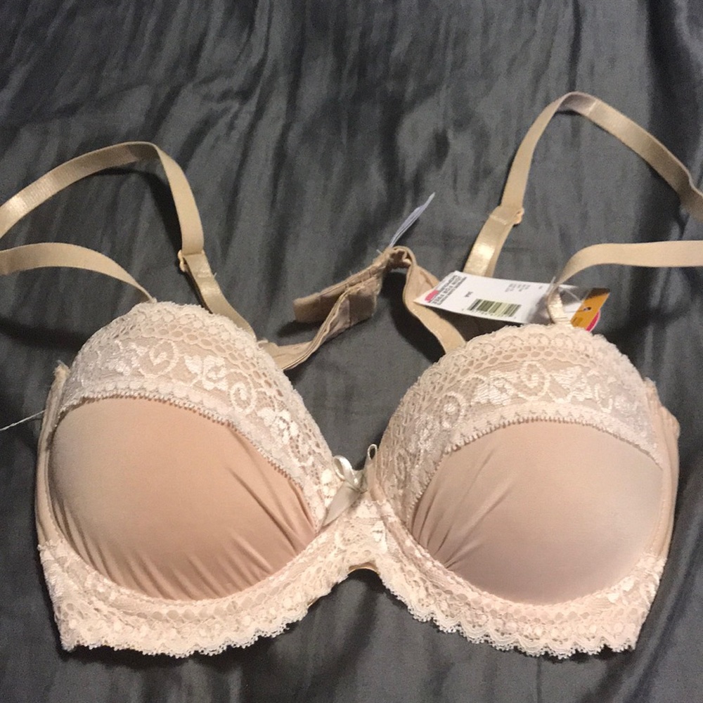 Tan bra